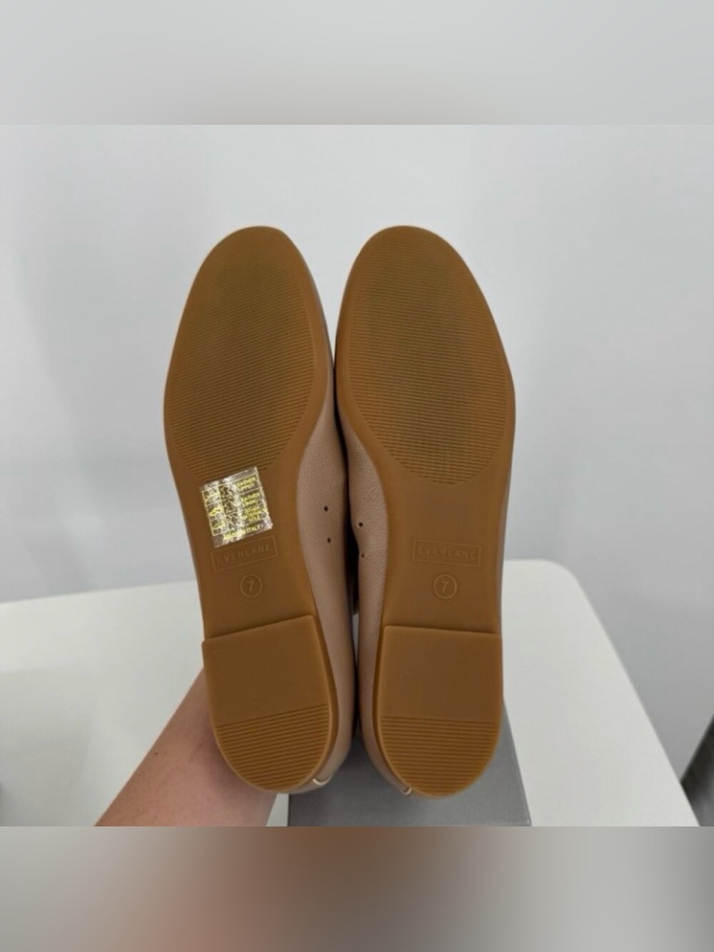 Everlane The Italian Leather Day Glove Flats in Tan-Brown sz 7 Women's euc - Picture 6 of 6